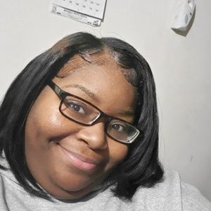 Meet your Posher, Yvette